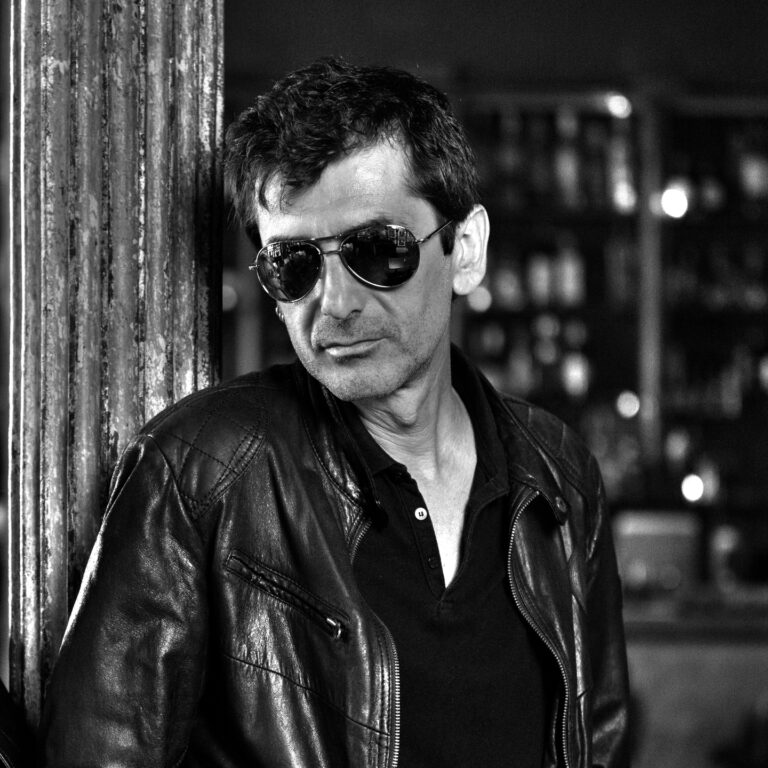 Plastic Teardrops – We Got Time