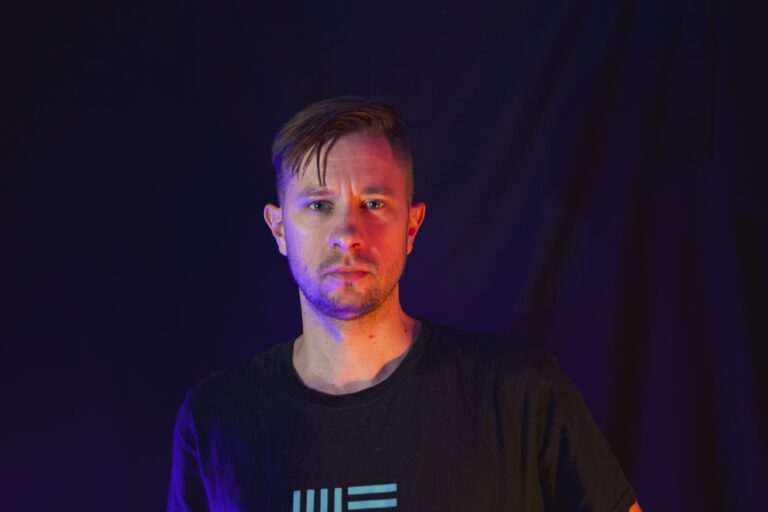 Future Dynamic – Messy Hopes