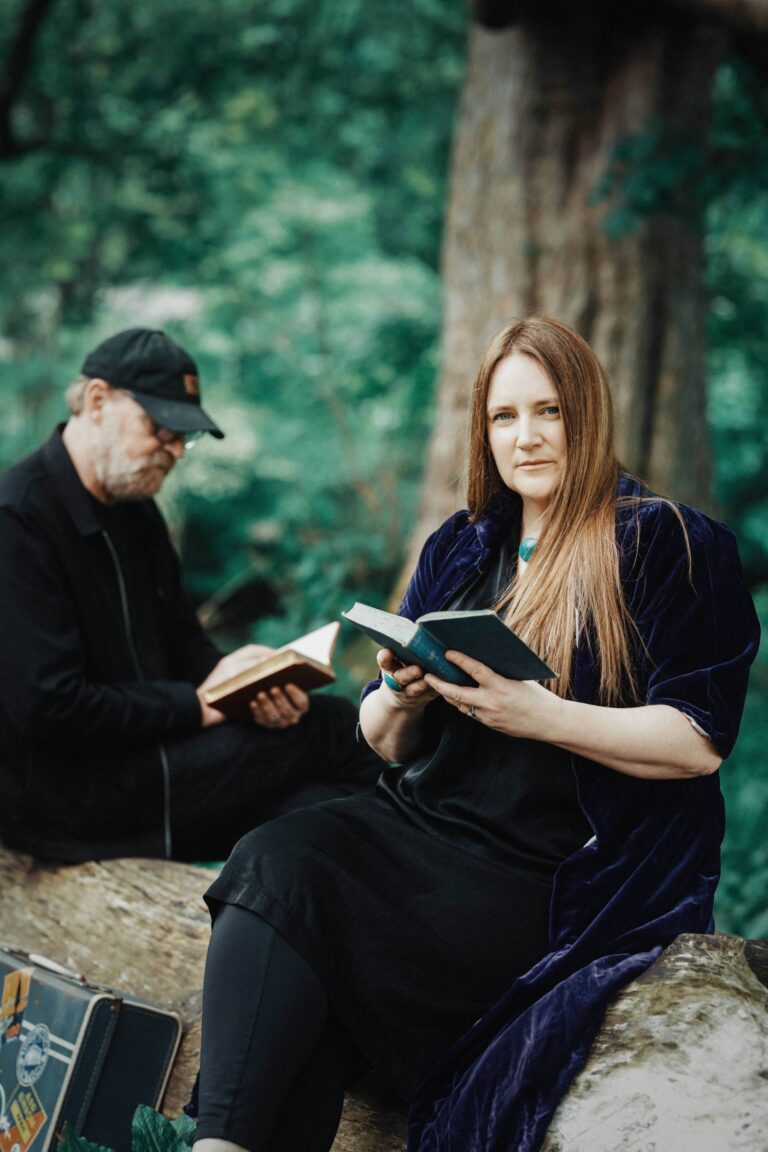 Yvonne Lyon & Boo Hewerdine – Things Found In Books