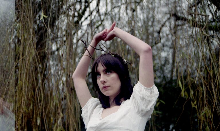 Clara Day – This Wretched Thing